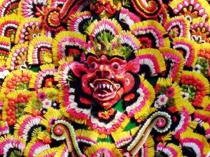 Bohovia, masky, slávnosti, to je dovolenka na Bali